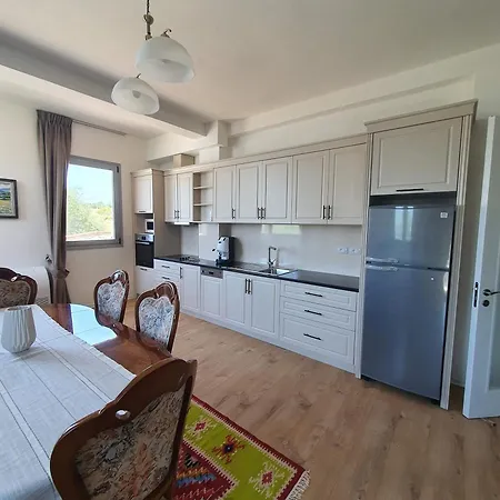 Villa Entire Elida *